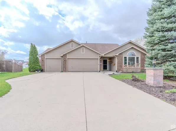 14831 Bitternut Ln, Fort Wayne, IN 46814