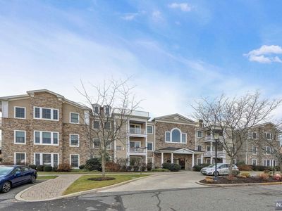 5 Tenakill Park E APT 307, Cresskill, NJ, 07626