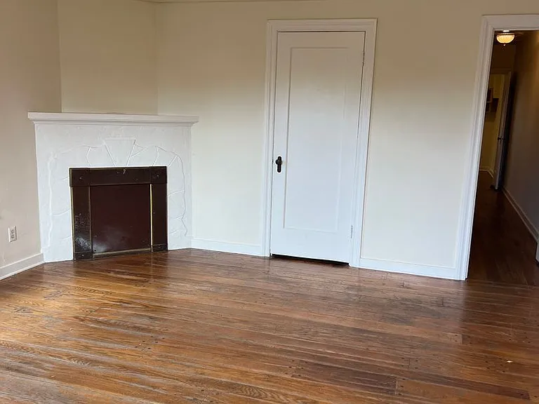 221 Wilson St — Photo 4