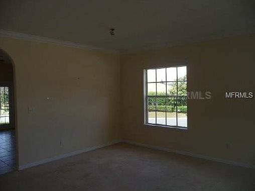 4th image of 810 Hillside Dr