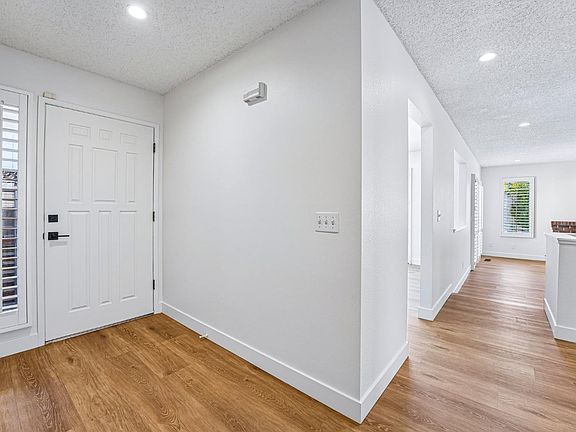 3rd image of 7628 Mandolin Way