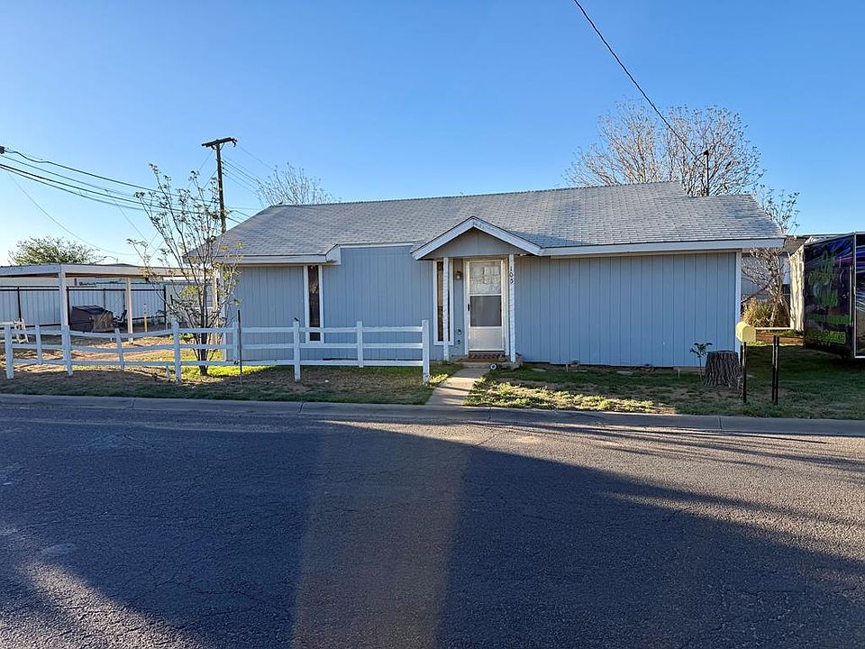 1st image of 105 Carolyn Dr