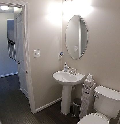 Main level half-bath