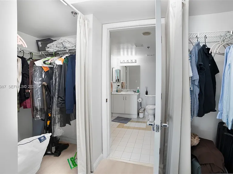1200 Brickell Bay Dr #4121 — Photo 17
