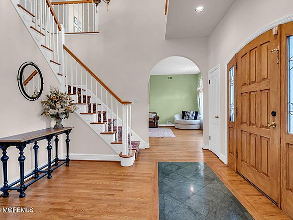 4th image of 7 Koala Court