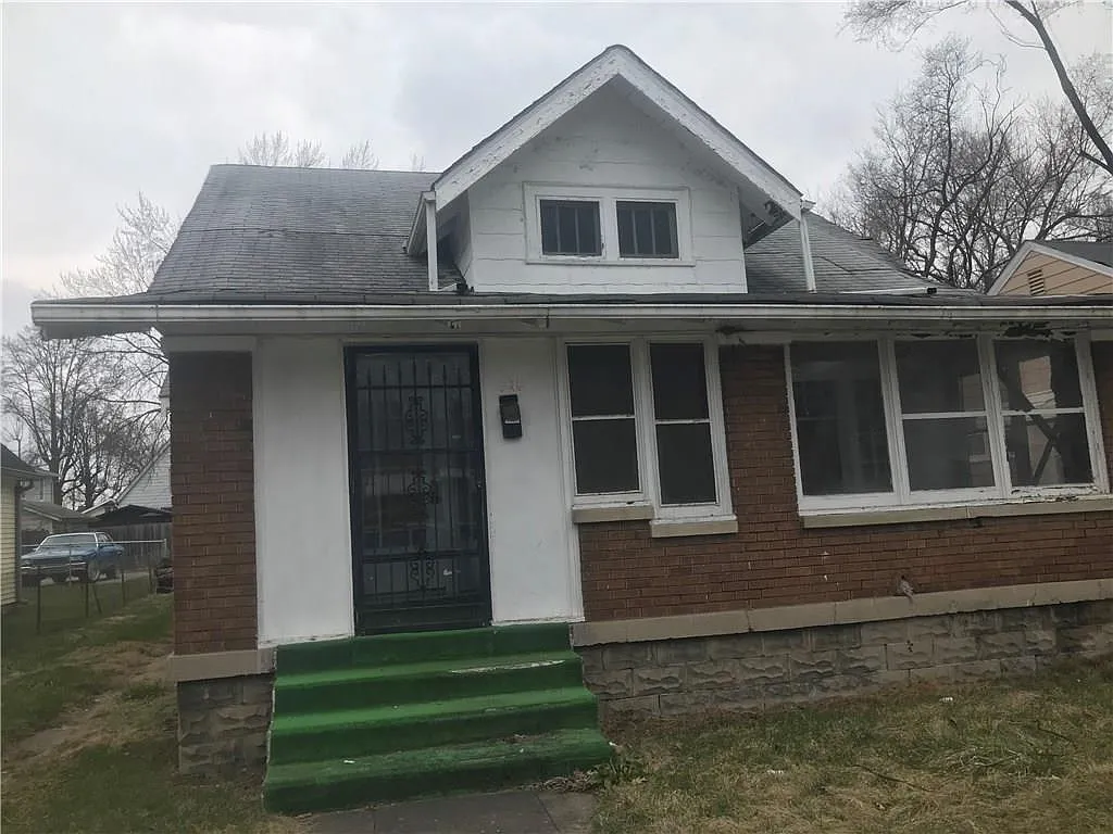1626 Winfield Ave photo 1