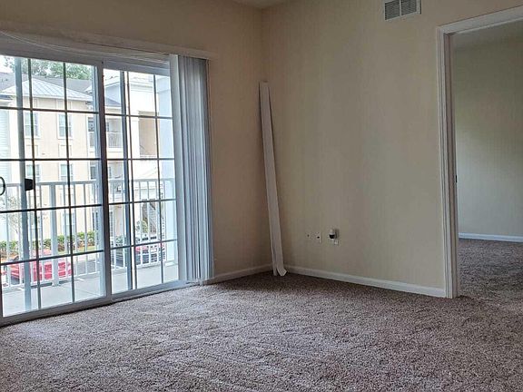 5th image of 4991 Key Lime Dr Unit 201
