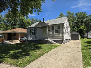 1812 S 1st St, Springfield, IL 62704