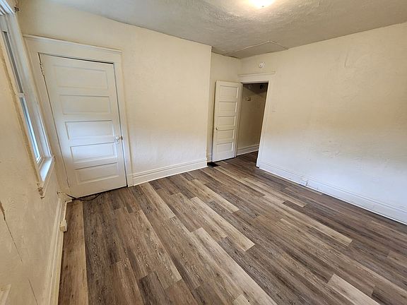 5th image of 1157-1159 South Ave #1157