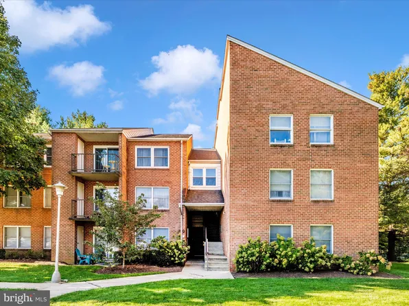 400 Chapel Ct APT 107, Walkersville, MD 21793