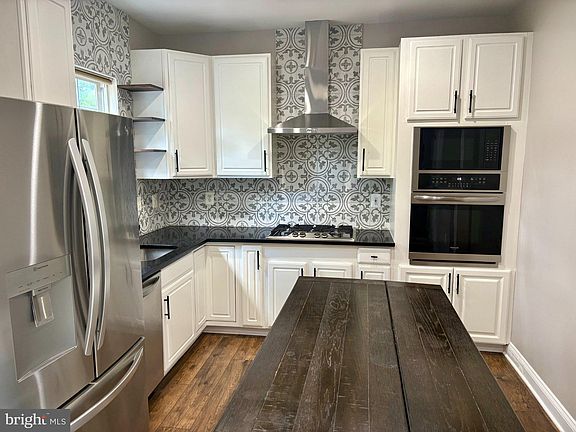 4th image of 3847 Watkins Mill Dr