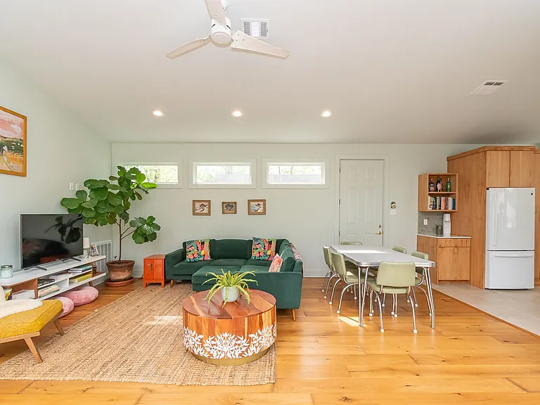 2684 Cork St — Photo 9