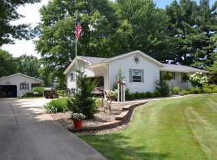 4842 Tallmadge Rd, Rootstown, OH 44272