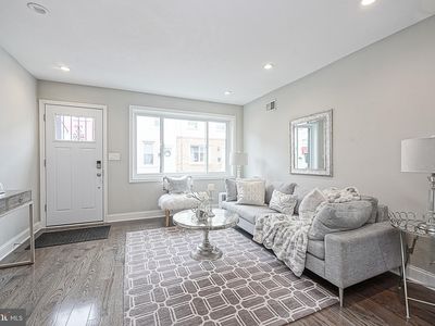 712 Pierce St, Philadelphia, PA, 19148