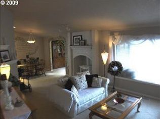 744 Maplewood Dr, Saint Helens, OR 97051