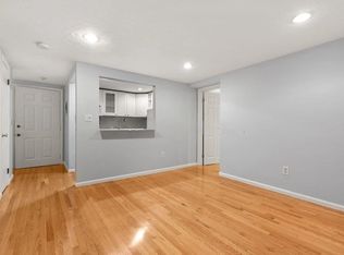 30 Peterborough St APT G, Boston, MA 02215