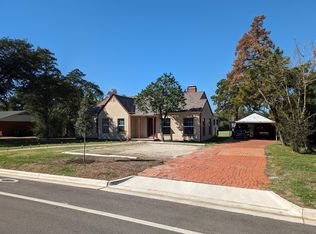 303 Walton Dr, College Station, TX 77840