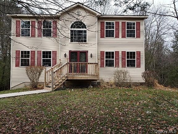 3rd image of 12 Dartmouth Dr