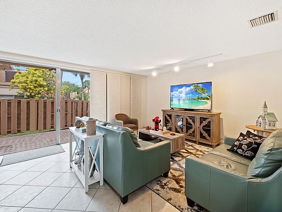 5th image of 849 NW 81st Way #3
