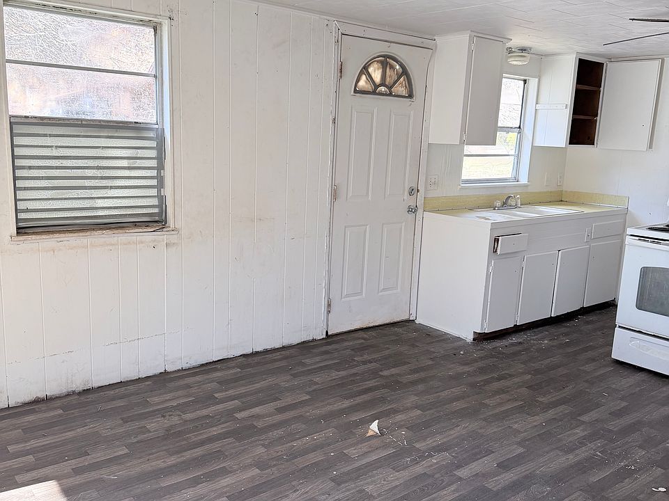 1st image of 18 Teds Cir