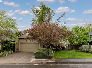 33976 Seven Oaks Dr, Scappoose, OR 97056