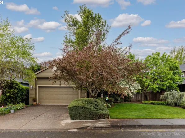 33976 Seven Oaks Dr, Scappoose, OR 97056
