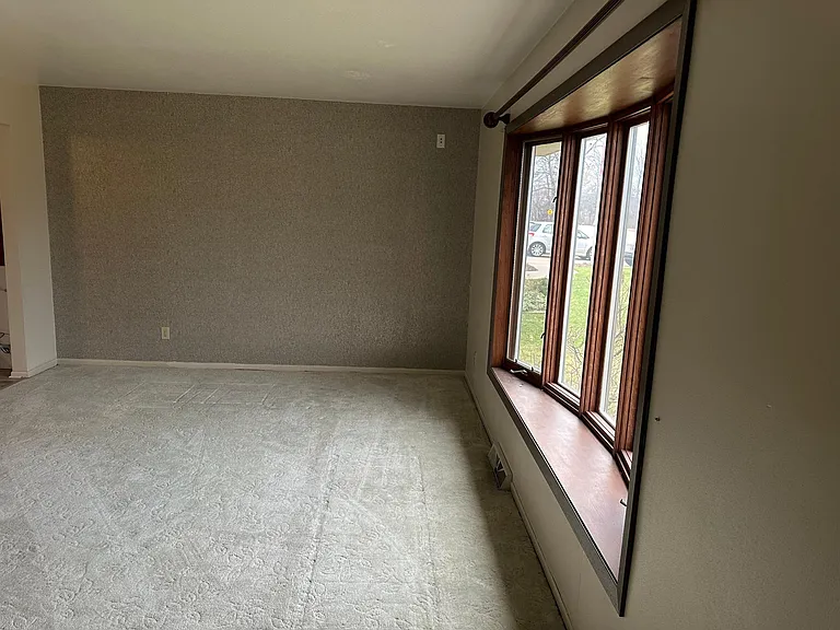 E Puetz Rd — Photo 20