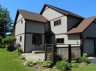 4107 White Ash Rd, Crystal Lake, IL 60014