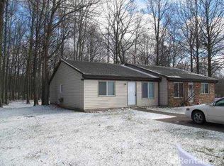 26151 Geneva St #9, New Boston, MI 48164