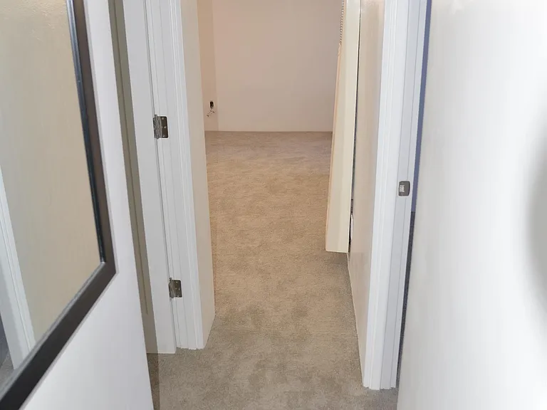 4884 Muir Ave — Photo 16