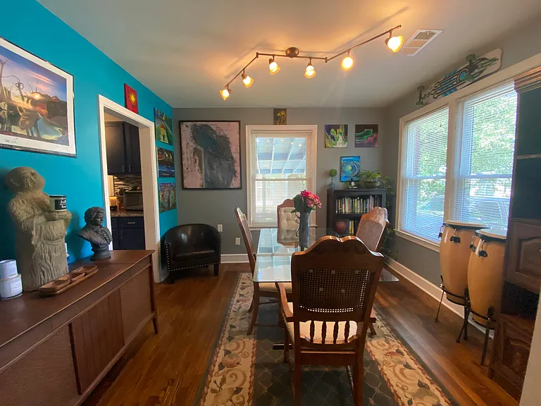 3589 Kenwood Ave — Photo 9