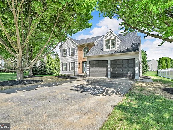 2nd image of 115 Saybrooke Dr