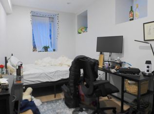 726 Parker St Floor 3, Roxbury Crossing, MA 02120