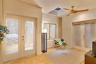 Sold by Citi Habitats