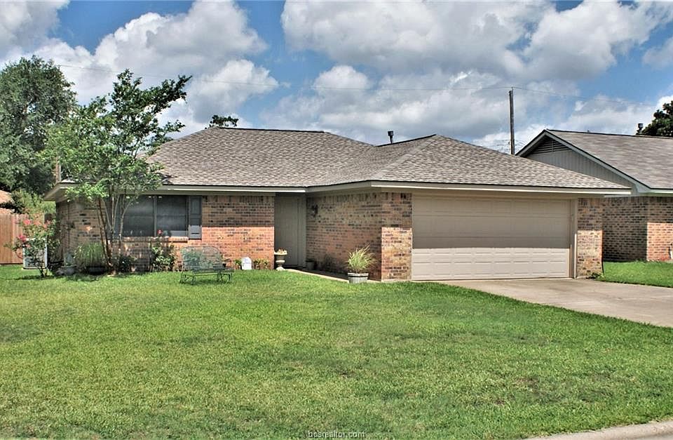 1st image of 4009 Woodbriar Dr