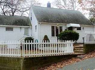 89 Colonial Rd, Weymouth, MA 02191