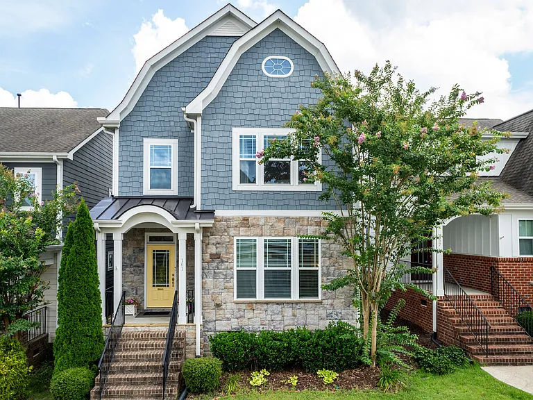 101 Salt Cedar Ln — Photo 1