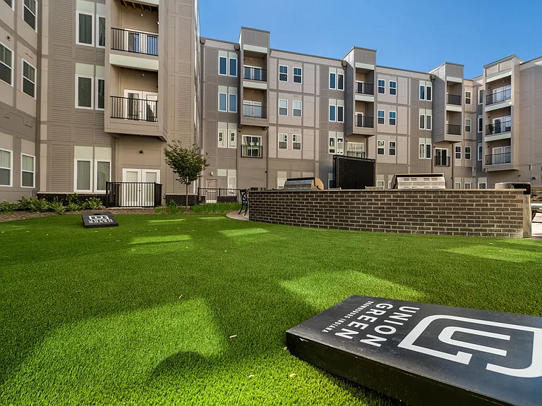 Union Green — Photo 2
