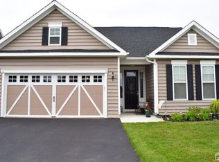 11 Independence Dr, Monroe Township, NJ 08831