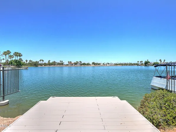 1700 E LAKESIDE Drive #1, Gilbert, AZ 85234