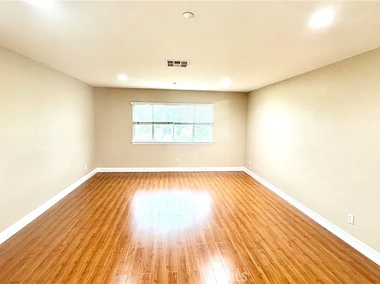 6076 Brookside Way — Photo 13