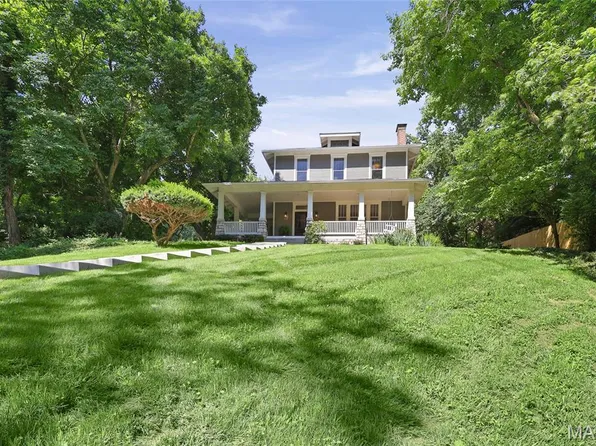 26 Kingston Dr, Belleville, IL 62223