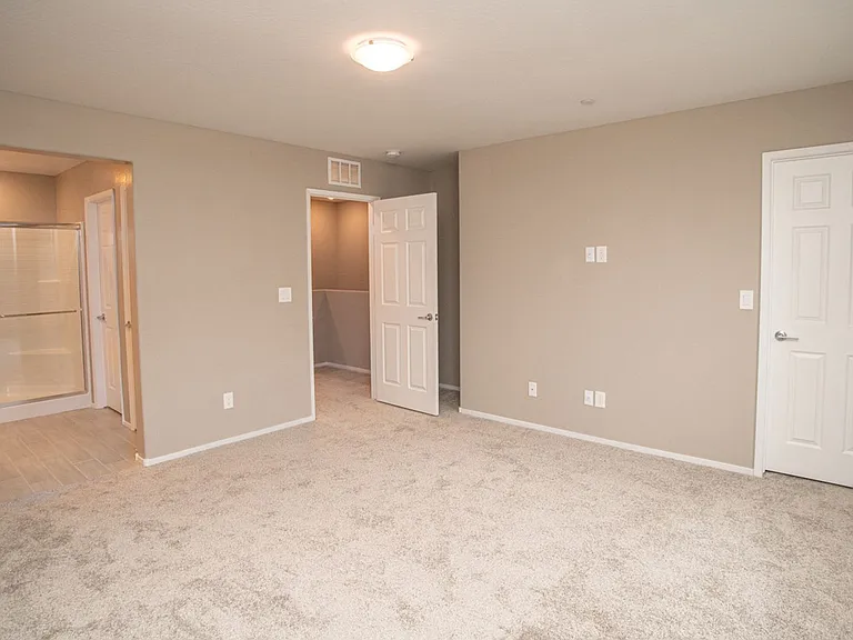 9 Alamere Falls Dr — Photo 17