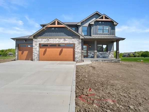 9825 Beacon Pointe Ln, Cedar Lake, IN 46303