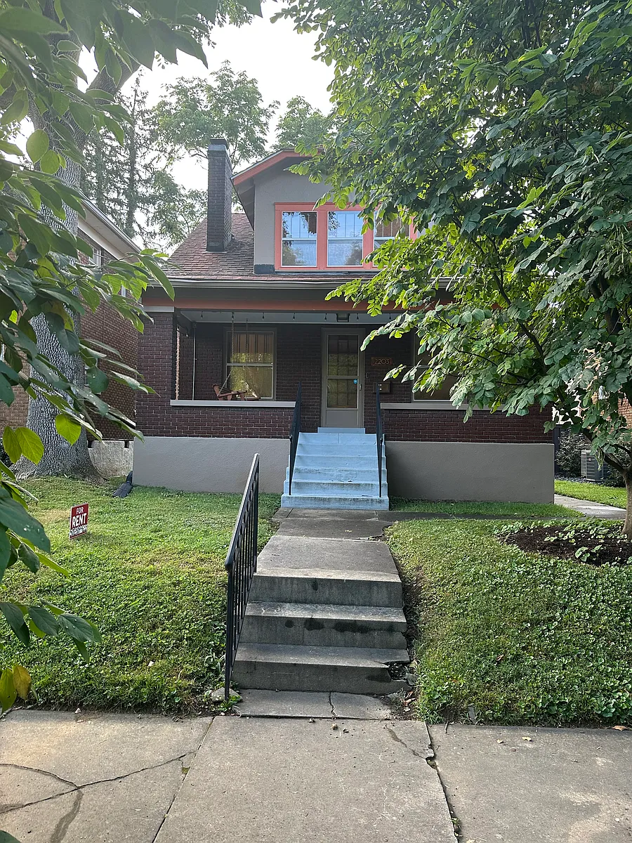 Building Photo - 2203 Wrocklage Ave