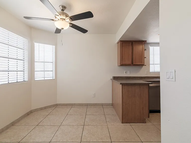 925 S Longmore #201 — Photo 9