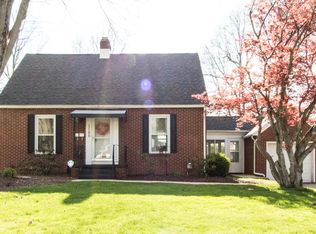 1166 Woodland Rd, Mansfield, OH 44907