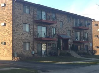11810 S Komensky Ave APT 104, Alsip, IL