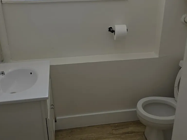 182 Elm St #1 — Photo 11