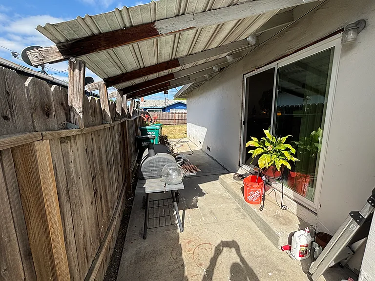 7419 N El Dorado St — Photo 15